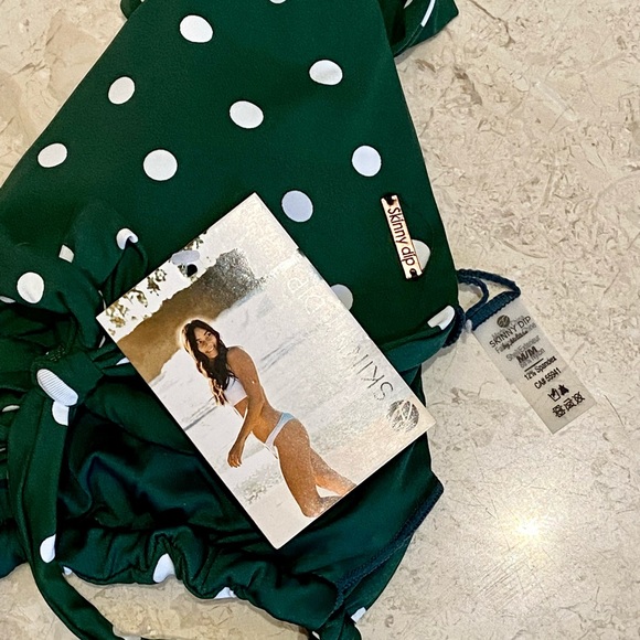 Brand new Bikini - Picture 4 of 5